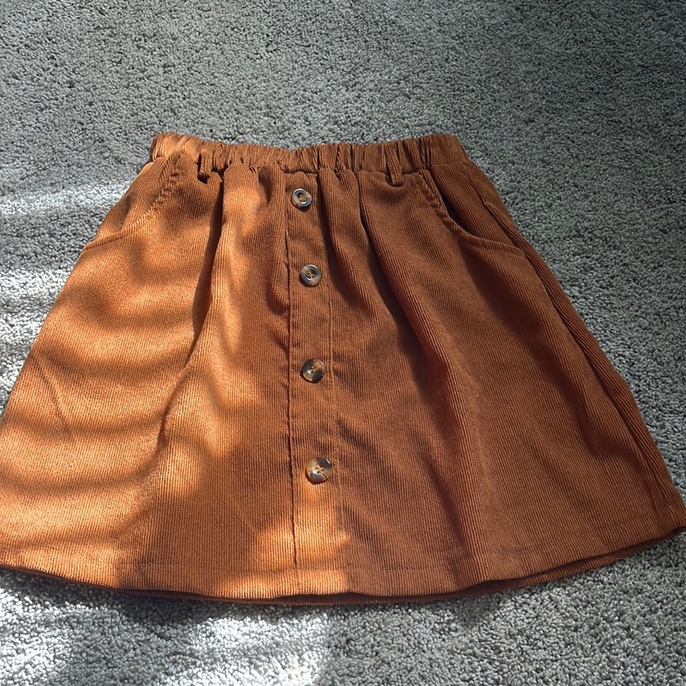 Kids Light brown skirt with buttons